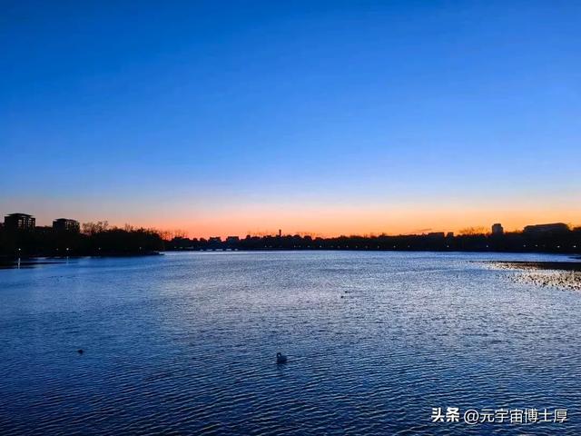 北京下雪后天寒地冻数九寒天大雪小雪冬至又一年注意保暖