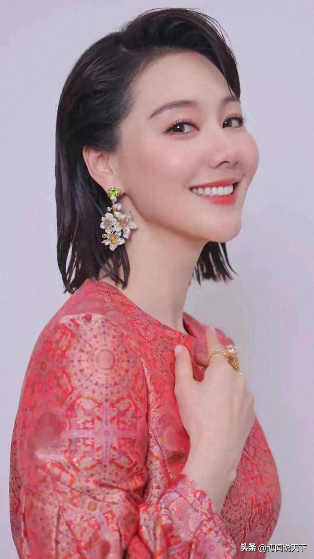 私生活混乱	、被央视开除、陪睡上位？王冠身上的标签究竟有多离谱