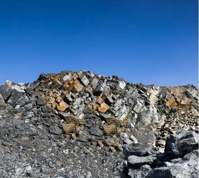 9国达成共识，日本等来救兵！越南下达禁令，中国稀土王牌告急？