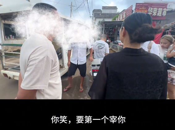 涠洲岛司机威胁游客后续！司机已被行拘，身份曝光，难怪如此嚣张