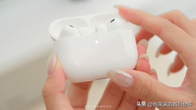 降噪更强 AirPods Pro3体验 国产耳机有一个能打的吗？