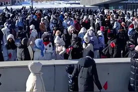 尔滨最催泪景点：零下30度排队2小时，小土豆泪崩了！图片