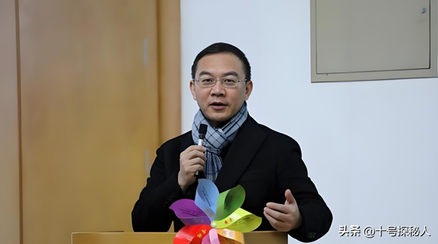 2017年，前央视主持人郎永淳沦为阶下囚，刑满释放后的他过得如何