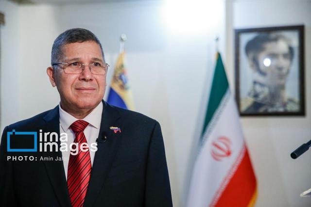 拿定主意了？美军进入战斗准备状态，特朗普放话：不排除动武