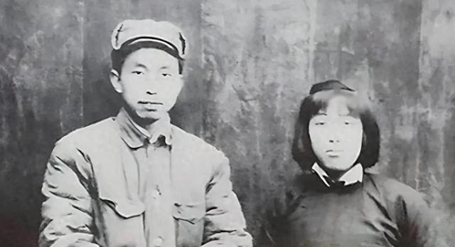 15岁入党，18岁和主席结婚，如今仍健在，却几乎不露面