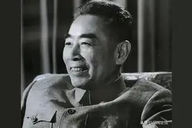 52年沈毅被判处死刑，陈赓为他求情，毛主席：你去找周总理想办法图片