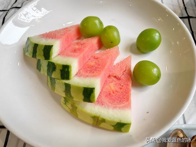 一早乘车到南通吃午饭，这两道菜非常棒，值得跑一趟