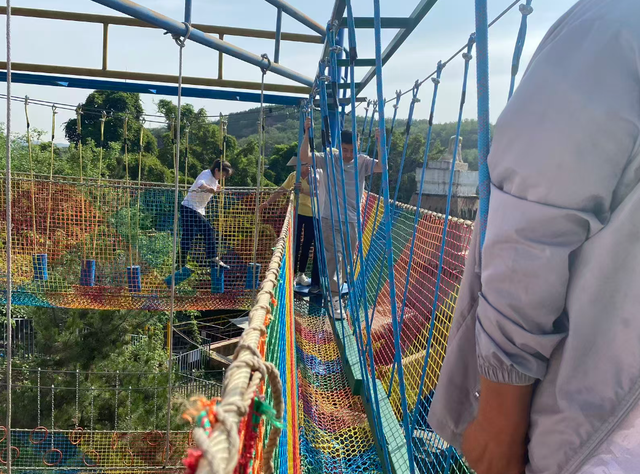 秋华未减，冬景将至，来炎帝影视基地赴一场秋冬的约会吧！