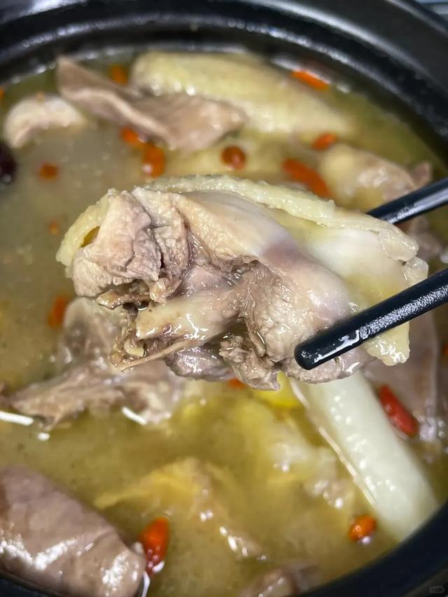 猪肚和它绝配！我家每周炖一锅，胃不胀了、湿气少了，全身都轻松
