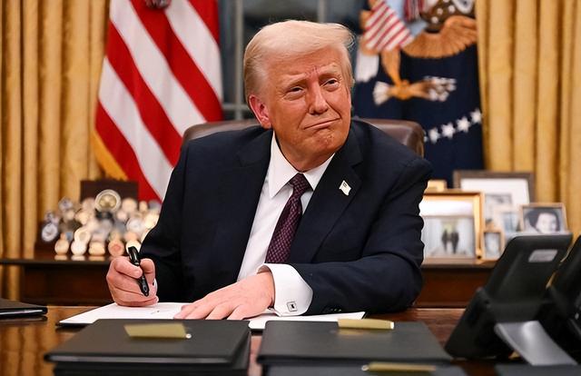 普特会确定后，白宫消息：中国93大阅兵当天，特朗普会见波兰总统
