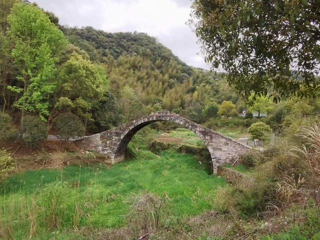 宁波古洞桥：寺桥比邻，百年重逢