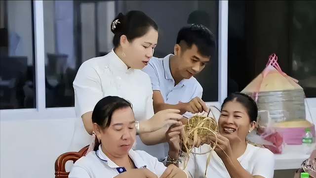 亚洲最穷国，落后中国30年，女性却惊人开放，很多土豪都想去定居