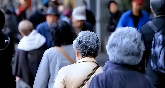 中国将迎来前所未有的死亡高峰，专家给出答案：是这些因素导致的