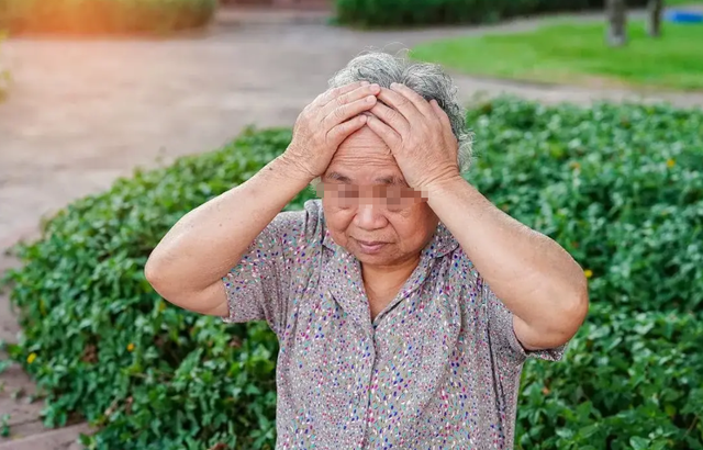 脑出血跟戴帽子有关？医生警告：52岁后，天冷要注意这6件事