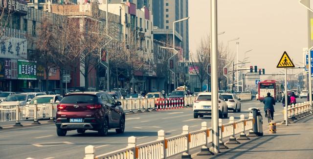 中央新招！‘发钱’模式全面升级，工资收入将迎来革命性变化！