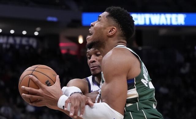 西部太疯狂！随着勇士被逆转，火箭大胜，国王赢，西部排名大变化