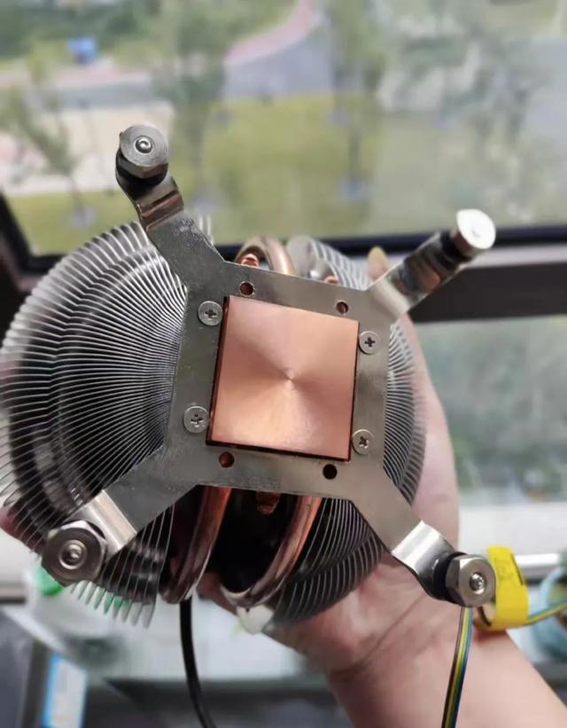 二手散热器变成高价“艺术品”，整个闲鱼就1件，开价415元