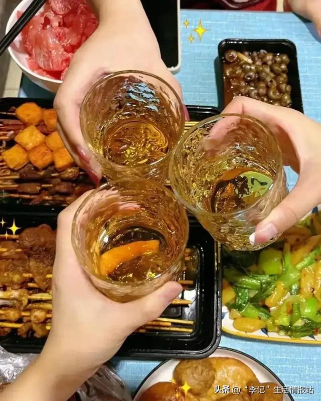 退休后，无论是谁邀请，牢记“2礼不随，2酒不喝”