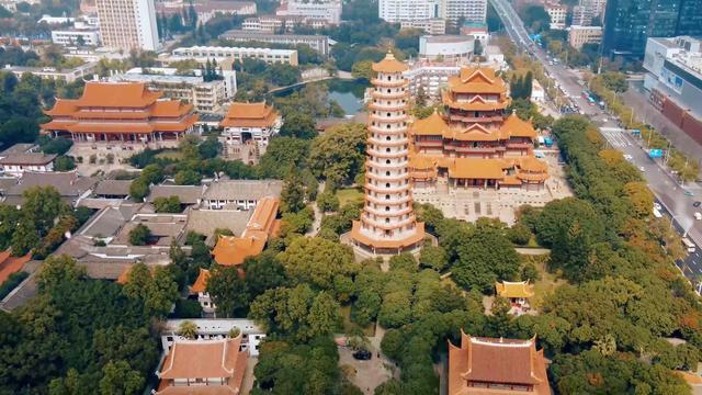 知名度不如厦门的福州，是一座怎样的城市？