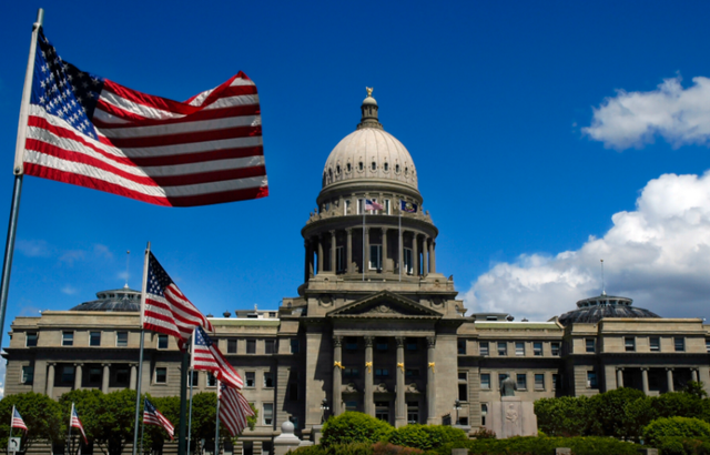 北约或从内部崩塌！同床异梦76年，丹麦首次指控美国为安全威胁