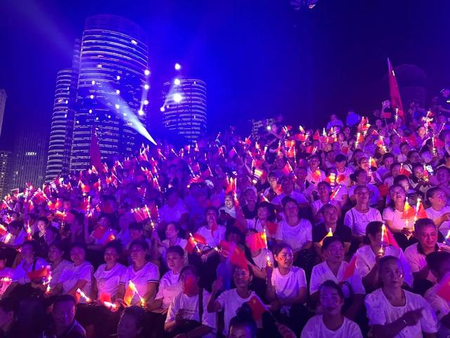 三江月圆夜 家国同梦时，铜仁双节盛宴撼动人心