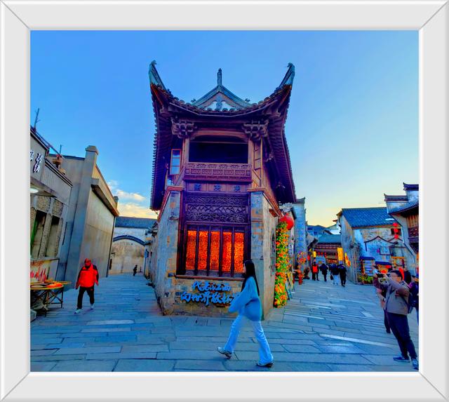 浸在烟火与诗意里的弦高古镇