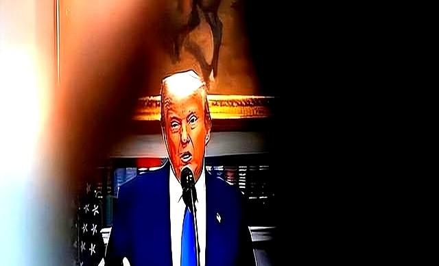 美媒曝光绝密录音，特朗普罕见默认、中国敢动手，北京寸土不留？