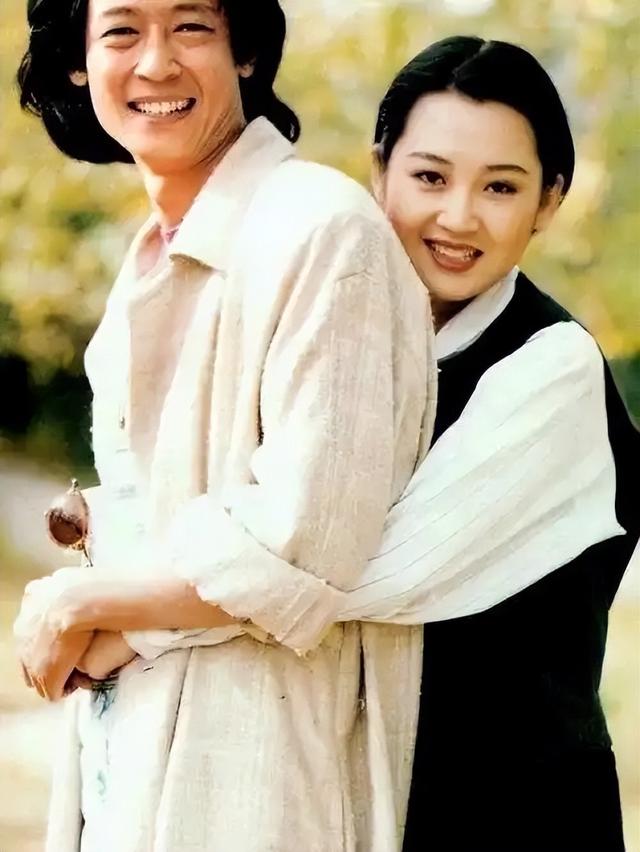 她一生"风流成性、老少通吃"，撩汉无数	，现如今56岁却依旧单身