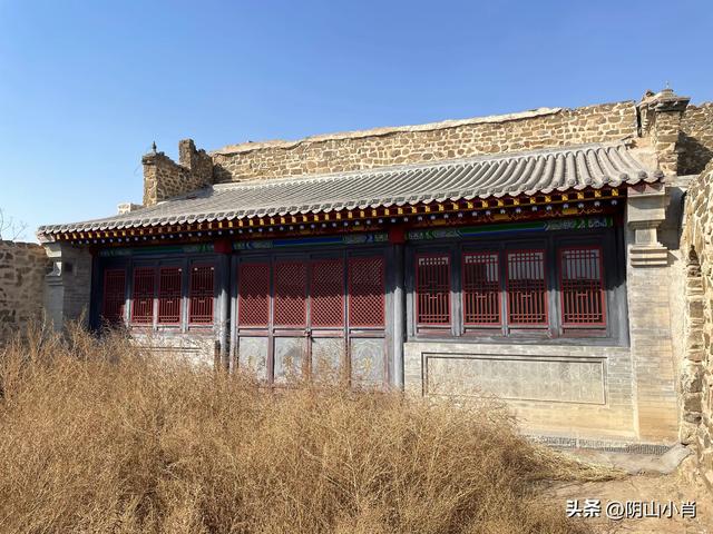 行摄包头市东河区妙法禅寺（吕祖庙）内一些珍贵的文物遗存