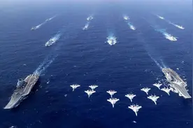 外国眼中的中国双航母战斗群：实力的震撼图片