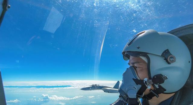 日本自卫队下战书，重兵云集台海附近	，美国终发声，立场不出所料