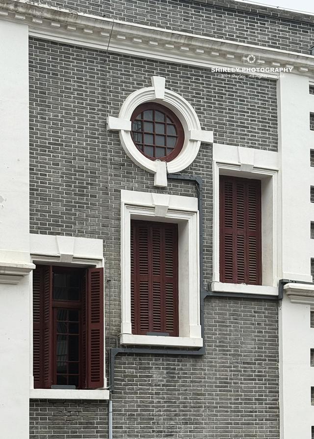 北京唯一的石库门弄堂，位于百年前的CBD，可惜改造后游客寥寥