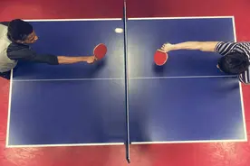 乒乓球如何拉出下旋球图片