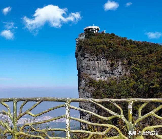 镜头中的山水：寻梦张家界 醉心山水间