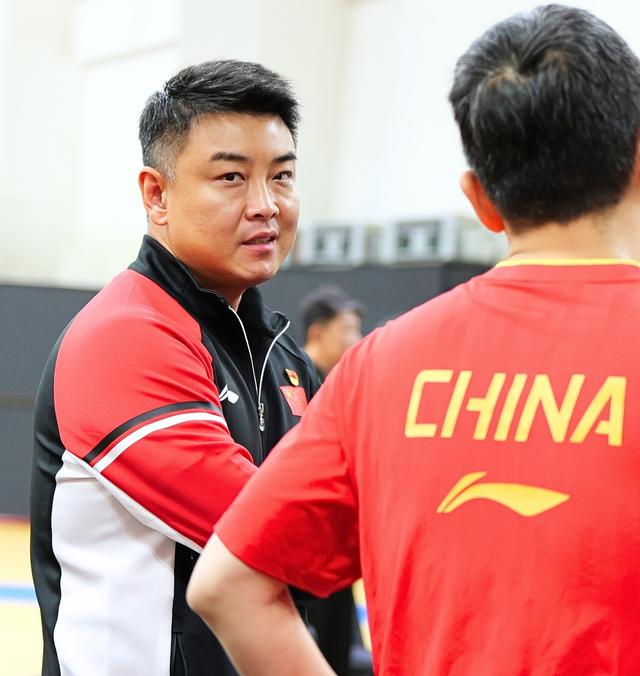 10月14日亚锦赛！中国球队杀进决赛，国乒激战抗日，赢球冠军稳了