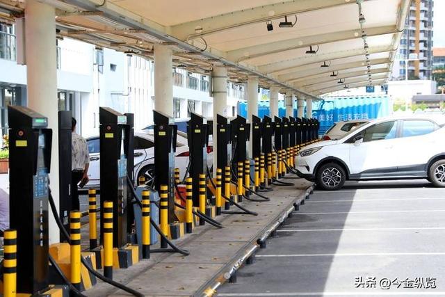 中国绿电不再掉链子！从"跟跑"到"领跑"，这项技术让全球都惊呆了