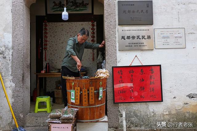 水乡绍兴这条老街不一般，两千多年历史，曾是古越国皇城的主干道