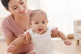 感人 妈妈和孩子 是世界上唯一分享过心跳的人图片