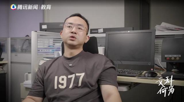 高考满分作文考生：我是“充话费”上的北大
