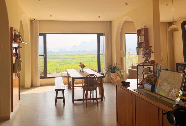 万峰林“咖啡热”催生文旅新体验