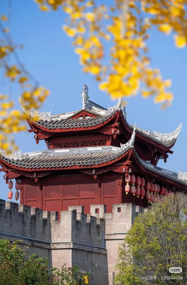 旅游新宠！成都最快1h可达的10个川内宝藏县城，景色封神！好吃好耍！你最想去哪个？