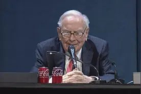 一个时代的终结：最后的股东大会，巴菲特这样建议美国和普通人图片