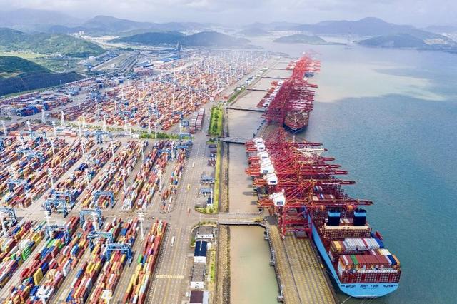 自动化码头：出手即掀桌！中国为啥让西方先跑20年？