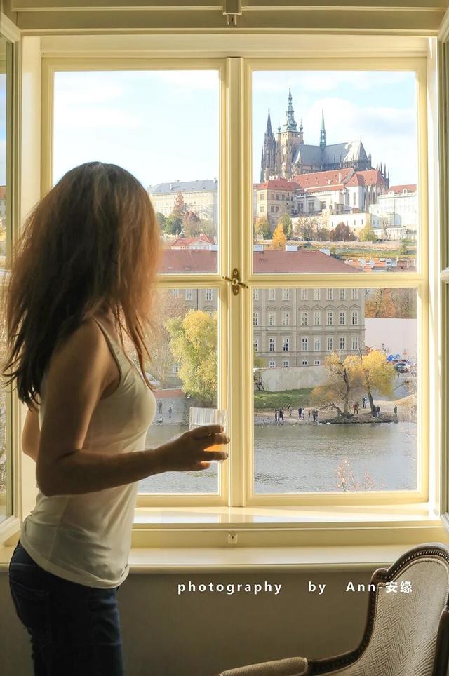 在这个欧洲炼金师都梦想发财的“黄金之城”，能否发现翻身指南？