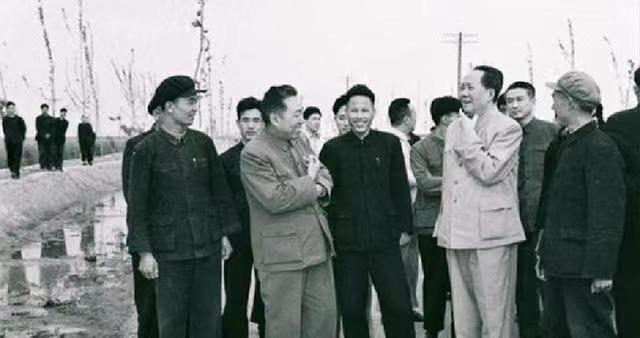毛主席为何主张将河南省会从开封迁往郑州？高瞻远瞩，令人佩服
