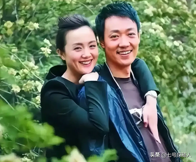 距春节不到2月，52岁辛柏青高调传出喜讯，朱媛媛终于可以放心了