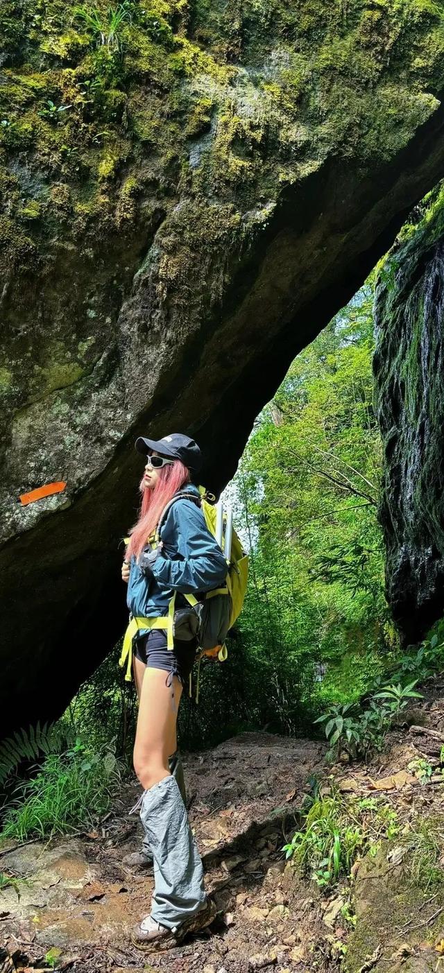 夏日纳凉避暑TOP1！亲子耍水、徒步吸氧、度假风打卡地，22°的夏天抓紧来！
