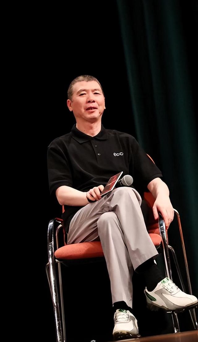和徐帆离婚传闻真相大白仅2个月	，冯小刚近况曝出，一点都不意外