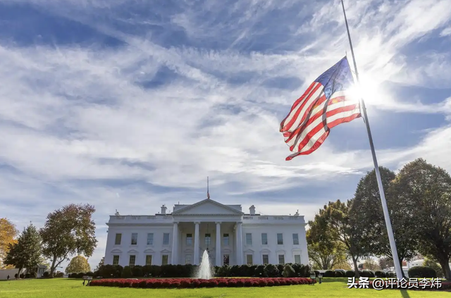 美国祸不单行！政府停摆致飞机坠毁，股灾又至