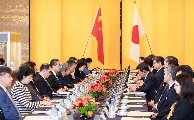 中日“半导体战争”打响，日本断供半导体芯片，中国的反应很得当
